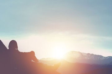 举例说明种群、群落、生态系统三者有何区别-
