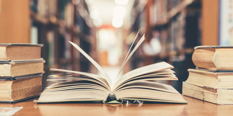 举例说明种群、群落、生态系统三者有何区别-